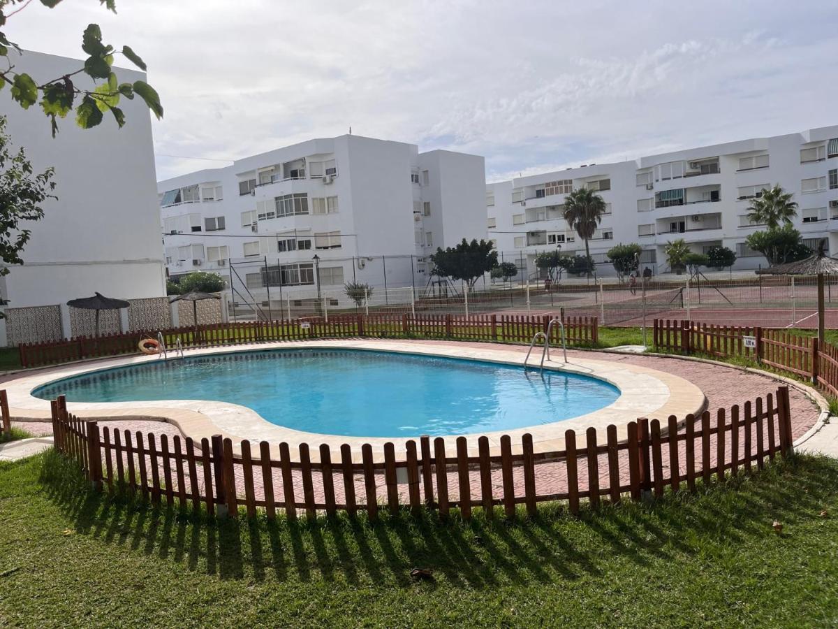 Apto. En La Playa Del Parque Natural Los Turunos El Puerto de Santa María Exterior foto